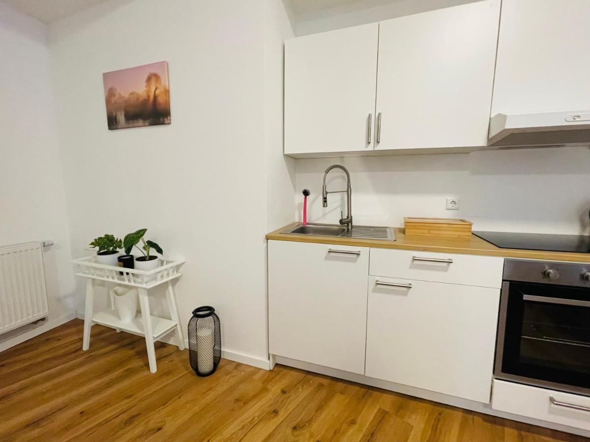 Schoenes - Netflix-nespresso * Duisburg