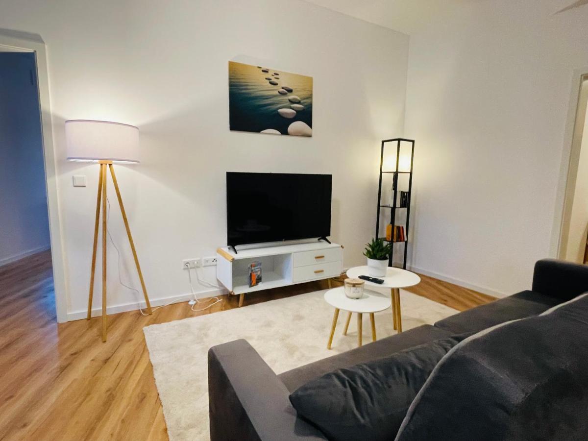 Schoenes - Netflix-nespresso * Duisburg